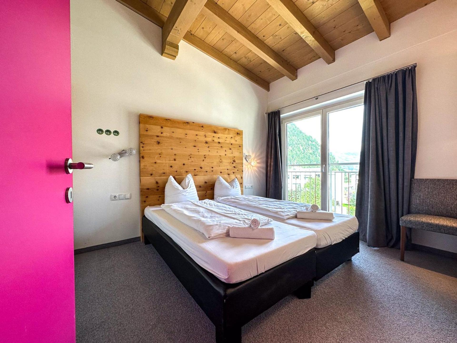 מאיירהופן Partyhouse Harakiri Stay Different 60 Seconds To Mountains! Free Parking! Self Check-In חדר תמונה