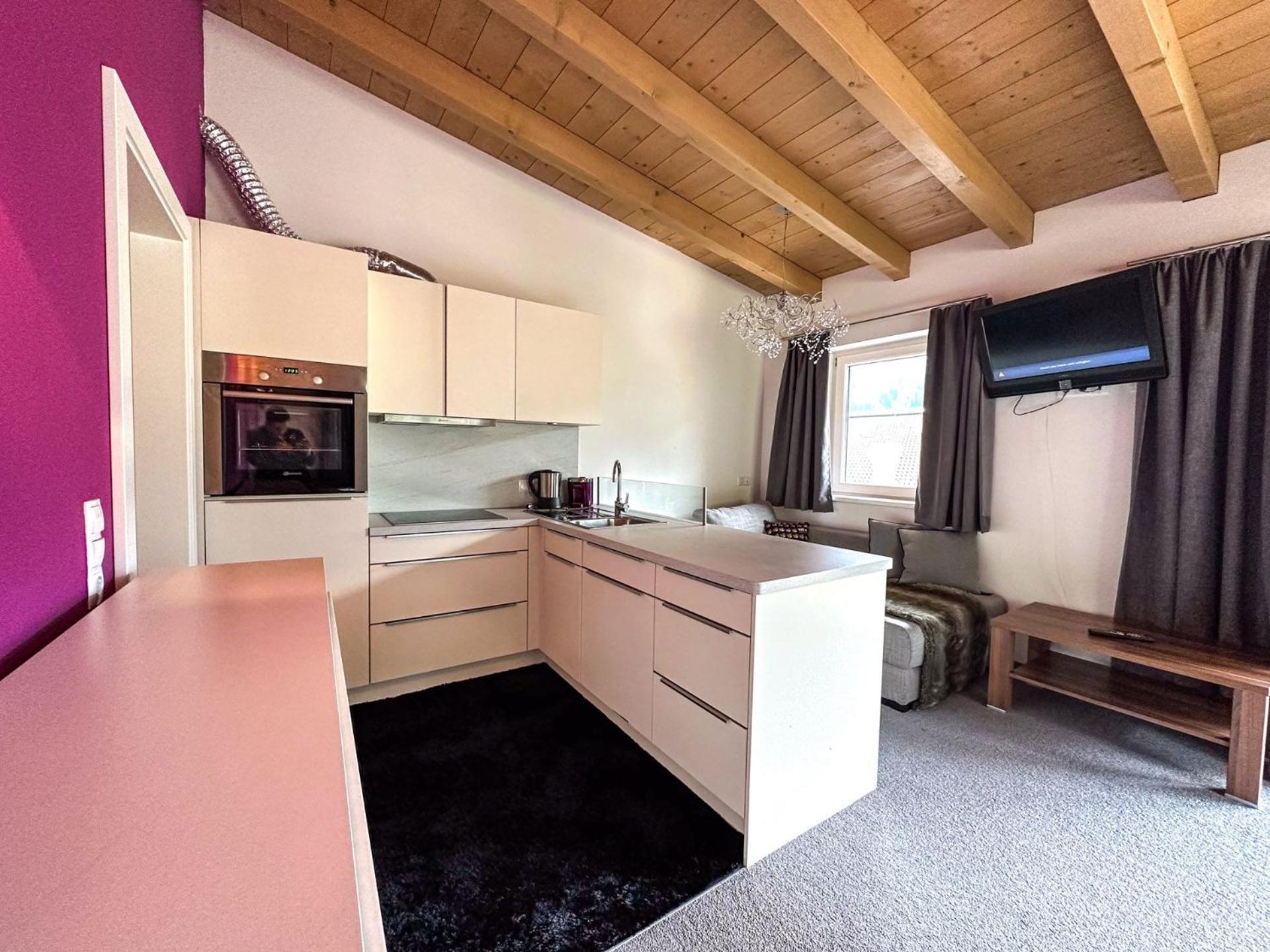 מאיירהופן Partyhouse Harakiri Stay Different 60 Seconds To Mountains! Free Parking! Self Check-In מראה חיצוני תמונה