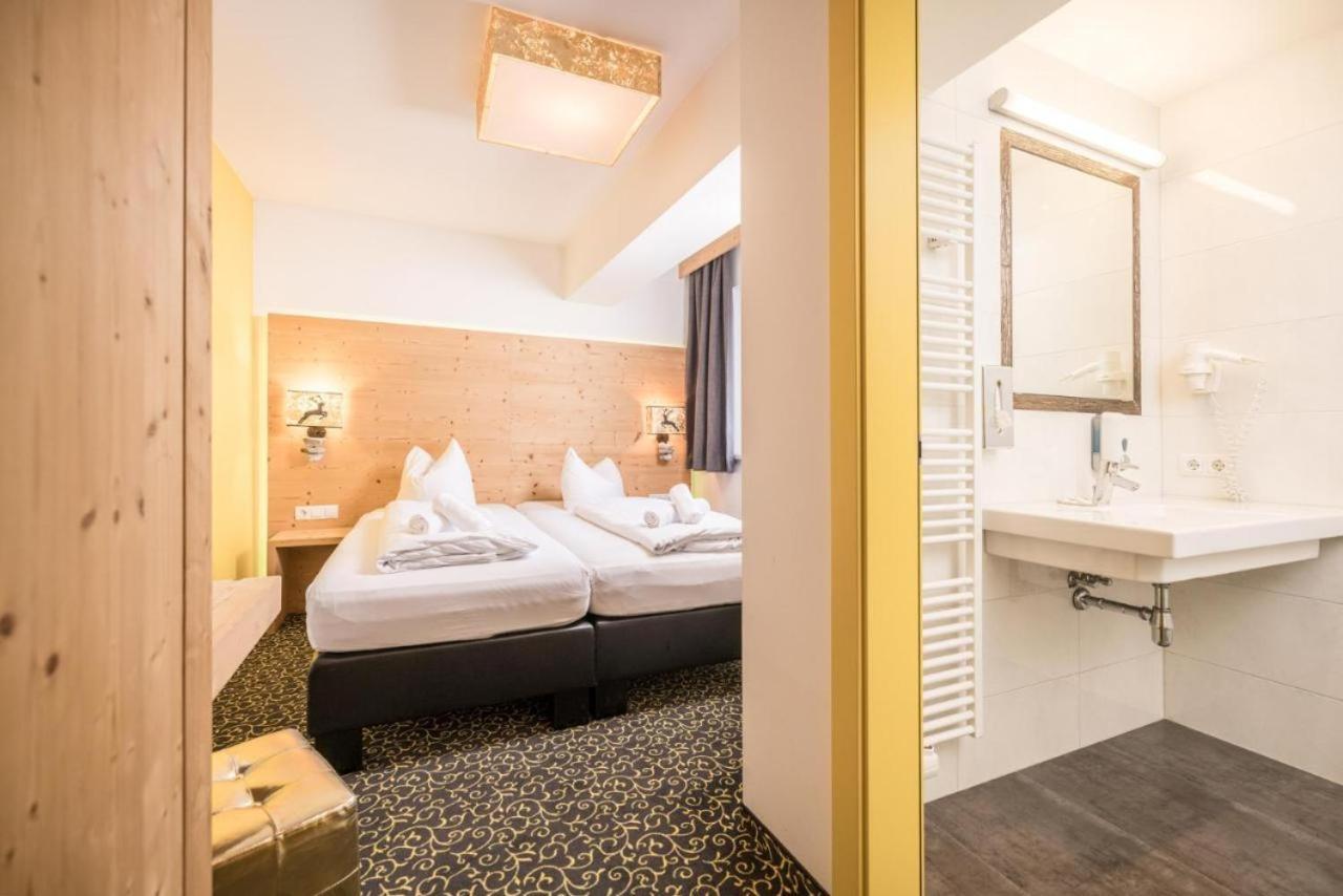 מאיירהופן Partyhouse Harakiri Stay Different 60 Seconds To Mountains! Free Parking! Self Check-In מראה חיצוני תמונה